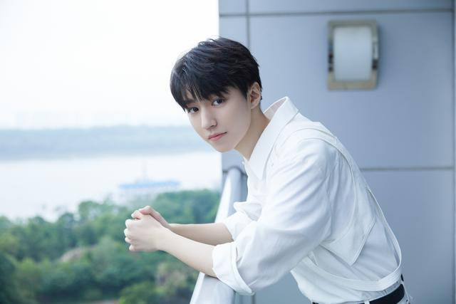 王俊凱的老婆的是誰(shuí)現(xiàn)在(王俊凱的老婆的是誰(shuí))